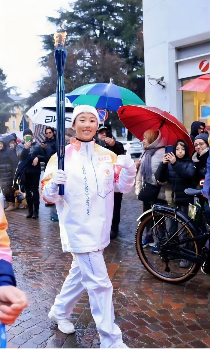 星空体育官网-殷若宁担任2026米兰冬奥会火炬手，传递荣耀与希望|AC米兰|美巡赛|高尔夫|大满贯_新浪体育_新浪新闻